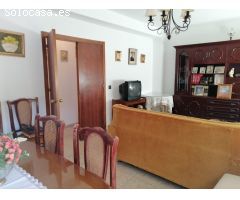 PISO EN VENTA EN EL CARPIO CON COCHERA!