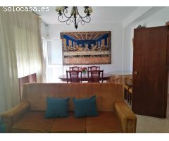 PISO EN VENTA EN EL CARPIO CON COCHERA!