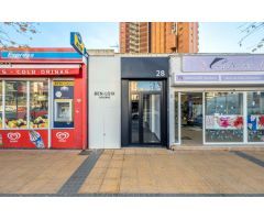 Invierte en tu propia oficina con playa incluida, a la vuelta de la esquina.
