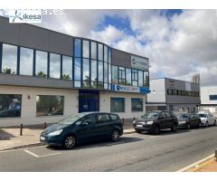 LOCAL COMERCIAL EN POLIGONO PIBO