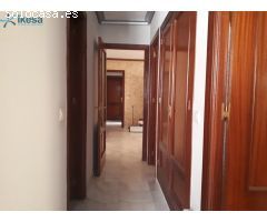 ESTUPENDO PISO EN  URBANIZACION LAS PERLAS  III . POLIGONO GUADALQUIVIR.