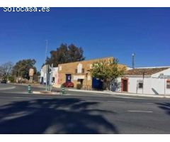 Venta de conjunto de dos naves en Valverde