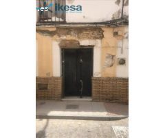 Venta de Casa en Calle Real Nº 64 Sanlúcar la Mayor (Sevilla)