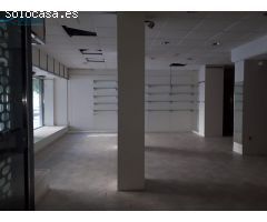 Local comercial de 172 metros en calle Virgen Milagrosa !!!.