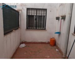 Piso en planta baja en Miralbaida. Con plaza de garaje y patio !!