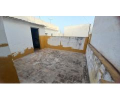 Casa para reformar en zona de Santa Ana, disponible planos de propuesta de reforma