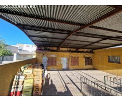 Local Comercial a píe de calle en Av la Diputación, suelo URBANO