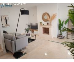 MAGNIFICO ADOSADO EN VENTA EN COSTA DEL SOL, CASARES (MALAGA)