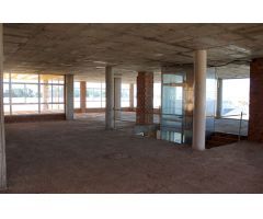 GRAN LOCAL EN VENTA EN LA ALGABA!!