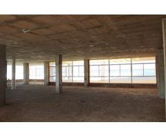 GRAN LOCAL EN VENTA EN LA ALGABA!!
