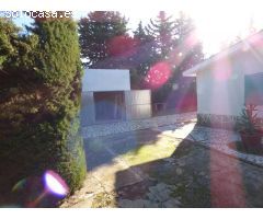 FINCA DE 4.400m2 (Consta: CHALET + CHALET Y PISCINA + PARCELA )