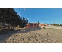 Chalet en zona de Hozanejos