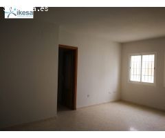 Venta de piso en Avenida de la Zarcilla 70 Palma del Condado