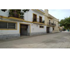 LOCAL EN VENTA EN LORA DEL RIO