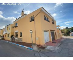 IMPRESIONANTE CASA EN URBANIZACIÓN EN ALCALÁ DE LOS GAZULES