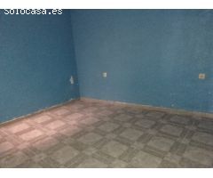 VIVIENDA PARA REFORMAR EN CALLE TREPADORA, ALGECIRAS