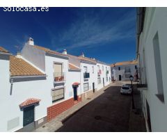 “Adosado en Cañaveral de León es uno de los pueblos más singulares de Huelva.