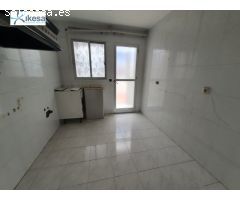 ESTUPENDO PISO EN PUENTE GENIL . JUNTO A LA AVENIDA DE LA ESTACION!!.