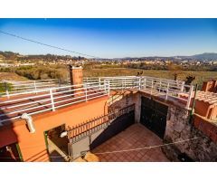 CASA UNIFAMILIAR ( 2viviendas en 1)con terreno en ALBA