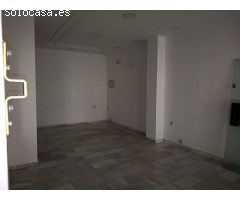 Local comercial en Alameda del Río