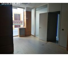 VENTA DE LOCAL COMERCIAL EN CALLE VAQUEROS, PUERTO REAL