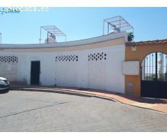 LOCAL COMERCIAL EN RESIDENCIAL EL MIRADOR. JUNTO A LA PISCINA COMUNITARIA !!!.