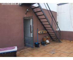 CASA EN LA PERLITA