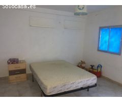 CASA EN LA PERLITA