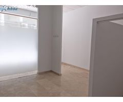 VENTA DE LOCAL COMERCIAL EN CALLE ARCANGEL SAN MIGUEL, CADIZ