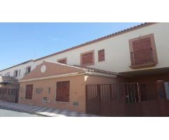 Villa en Venta en Villamanrique de la Condesa, Sevilla