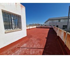 PISO EN EL CENTRO C/ CARAZA INMUEBLES WOW EN PERIODO DE PUJAS DESDE EL 29/03/2023 AL 12/04/2023 A LA