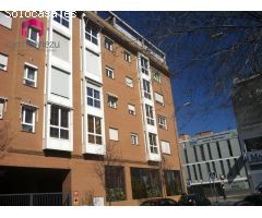 Amplia plaza de garaje en venta en el Barrio de los Metales