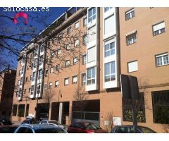Amplia plaza de garaje en venta en el Barrio de los Metales