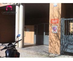Amplia plaza de garaje en venta en el Barrio de los Metales