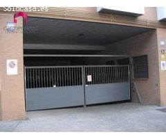Amplia plaza de garaje en venta en el Barrio de los Metales