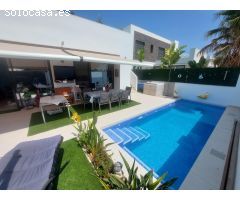 villa de lujo semi nueva en santiago de la ribera