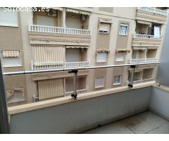 Piso en Venta en Torrevieja, Alicante