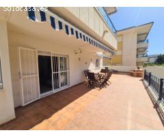 Fabulosa vivienda de tres dormitorios en planta baja junto a la playa