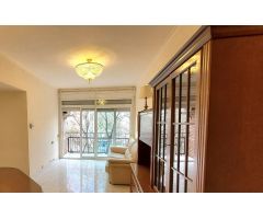 PISO DE 4 HABITACIONES EN SAGRADA FAMILIA