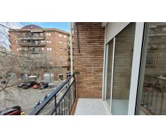 PISO DE 4 HABITACIONES EN SAGRADA FAMILIA