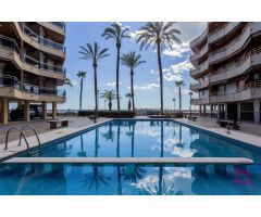 Apartamento de dos dormitorios en primera Línea, en Cambrils.