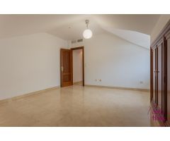 Ático de dos dormitorios en Calle Cádiz
