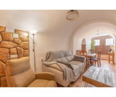 VENTA DE CASA CUEVA EN GUADIX