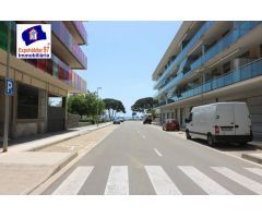 FANTÁSTICO ÁTICO TRIPLEX EN ZONA ESQUIROL DE CAMBRILS