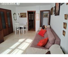 AMPLIA VIVIENDA EN EL CENTRO!!!
