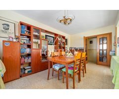 Piso en venta Passeig Sunyer 20 en Reus.
