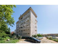 Se vende piso en Avinguda Lleo, Reus.