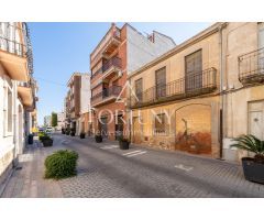 Se vende casa para reformar en Carrer Major de La Pobla de Mafumet.
