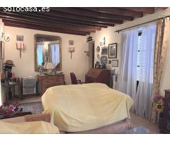 Casa de Pueblo en Estepona – 4 Dormitorios a Solo 5 Minutos de la Playa.