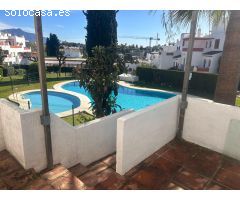 Adosado con Jardín Privado y Terraza en Bel-Air, Estepona.
